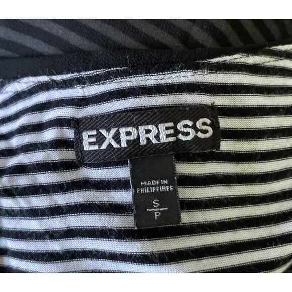 EXPRESS Womens Size Small Short Sleeve Layered Black White Tunic Shirt Top - Picture 9 of 10